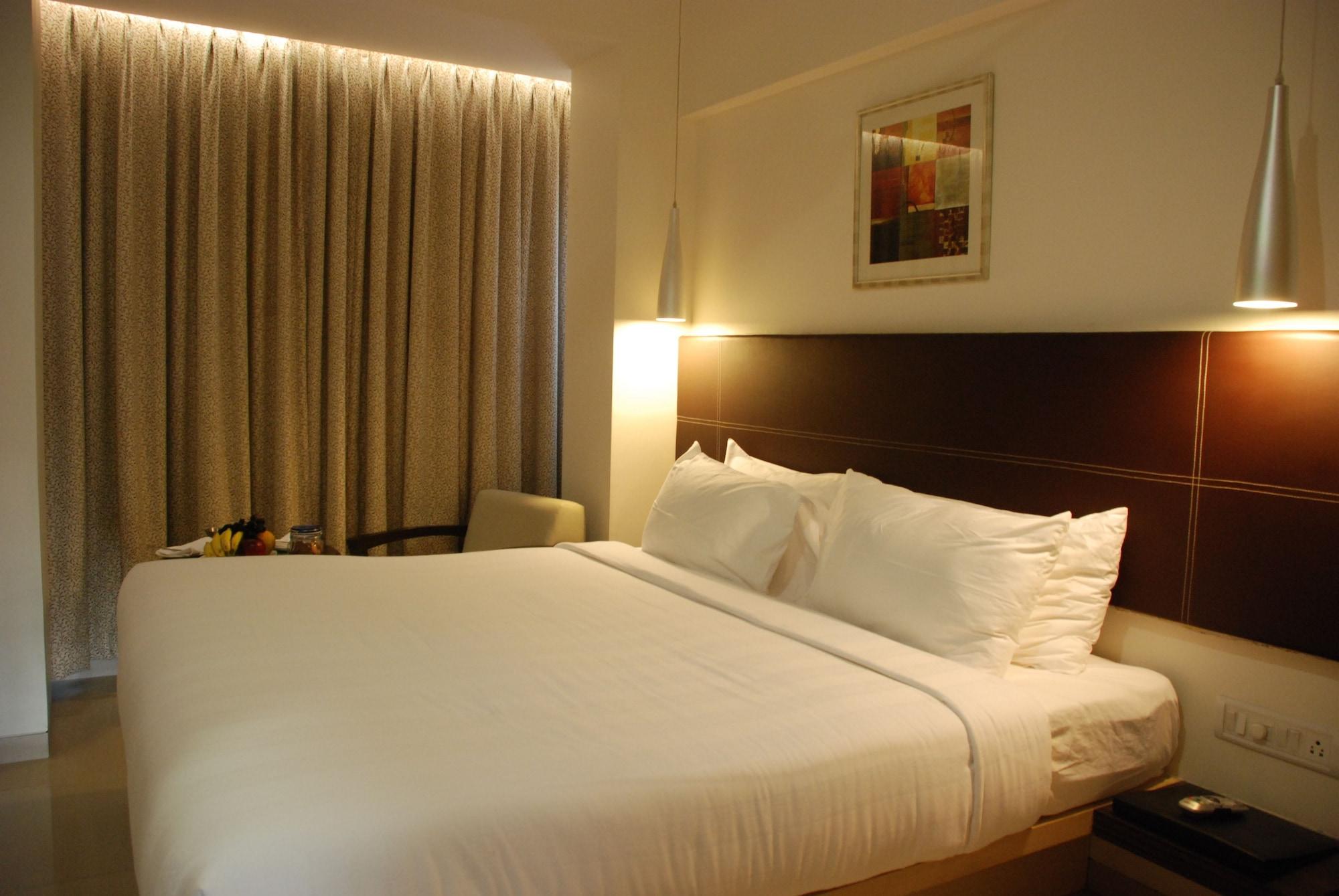 Hotel The Oriental Residency Mumbai Exterior foto