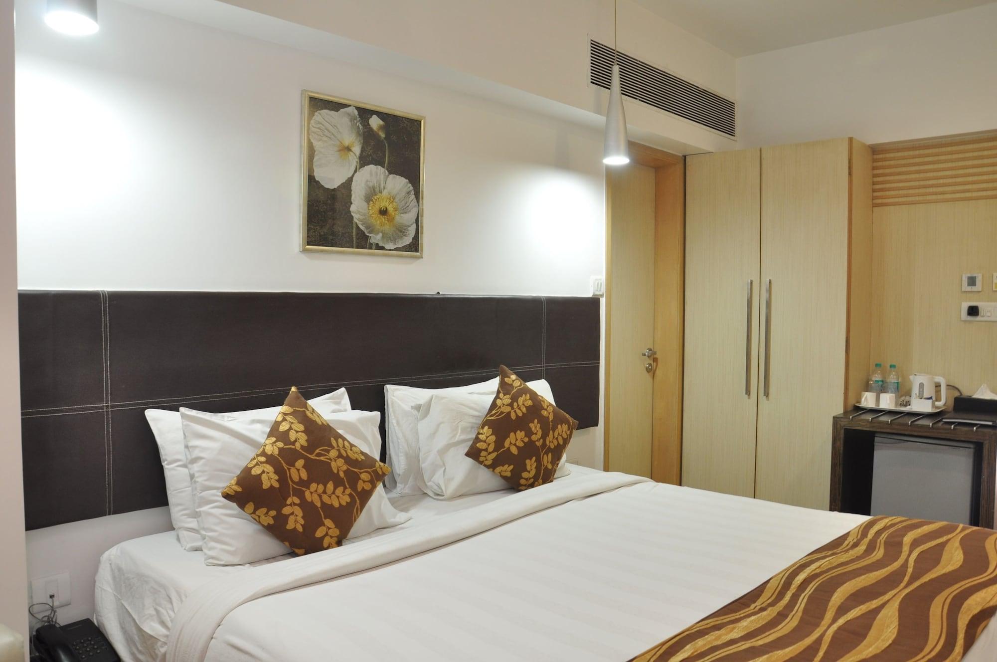 Hotel The Oriental Residency Mumbai Exterior foto