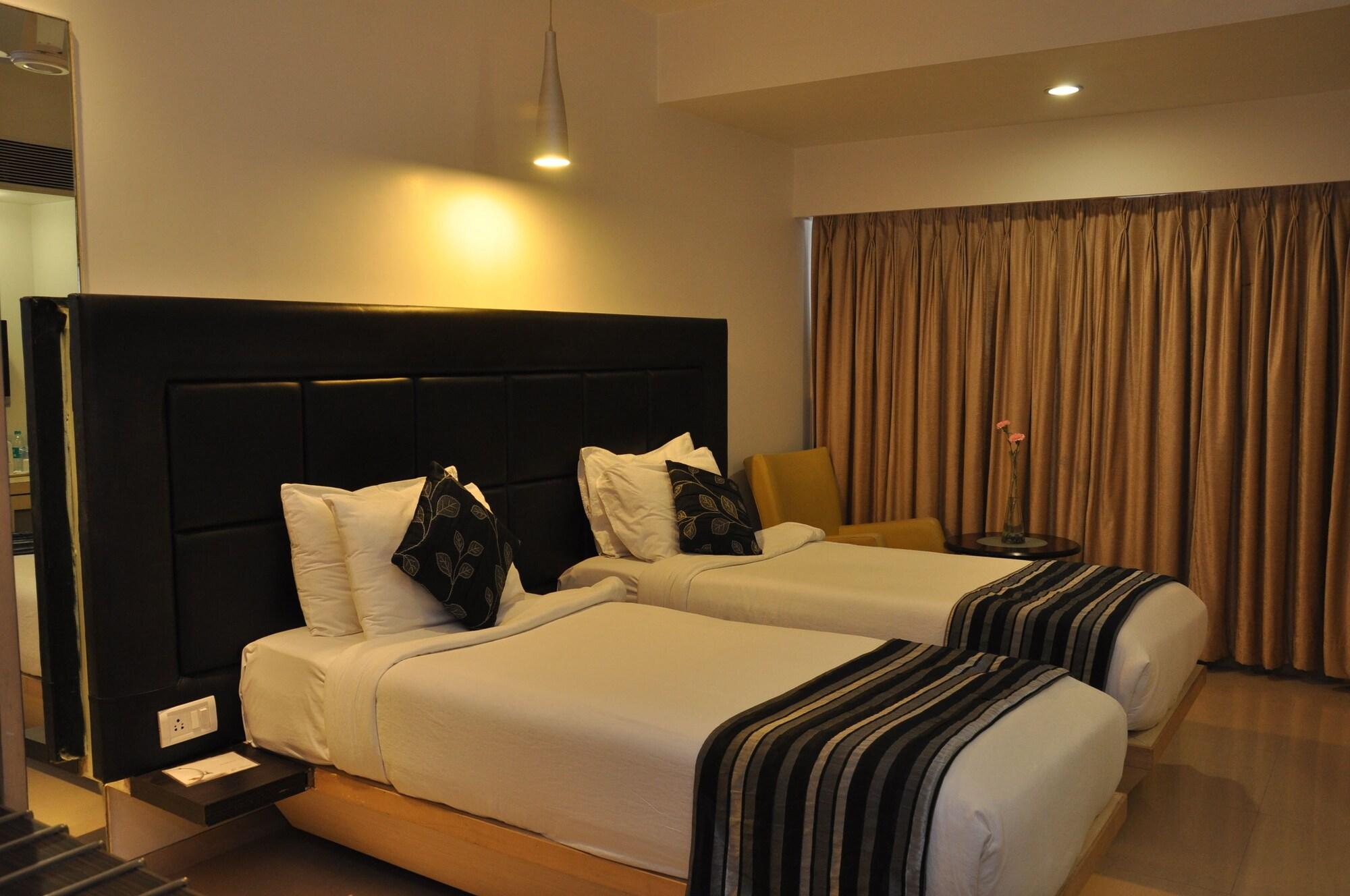 Hotel The Oriental Residency Mumbai Exterior foto