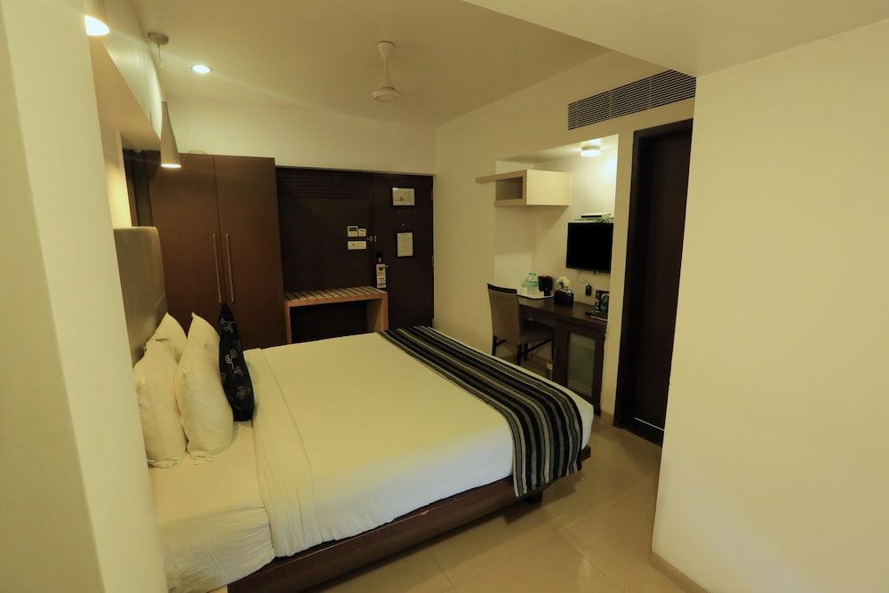 Hotel The Oriental Residency Mumbai Exterior foto