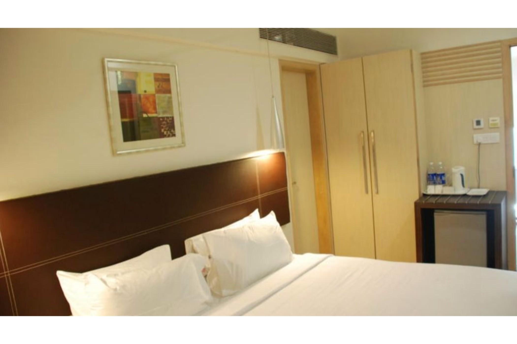 Hotel The Oriental Residency Mumbai Exterior foto