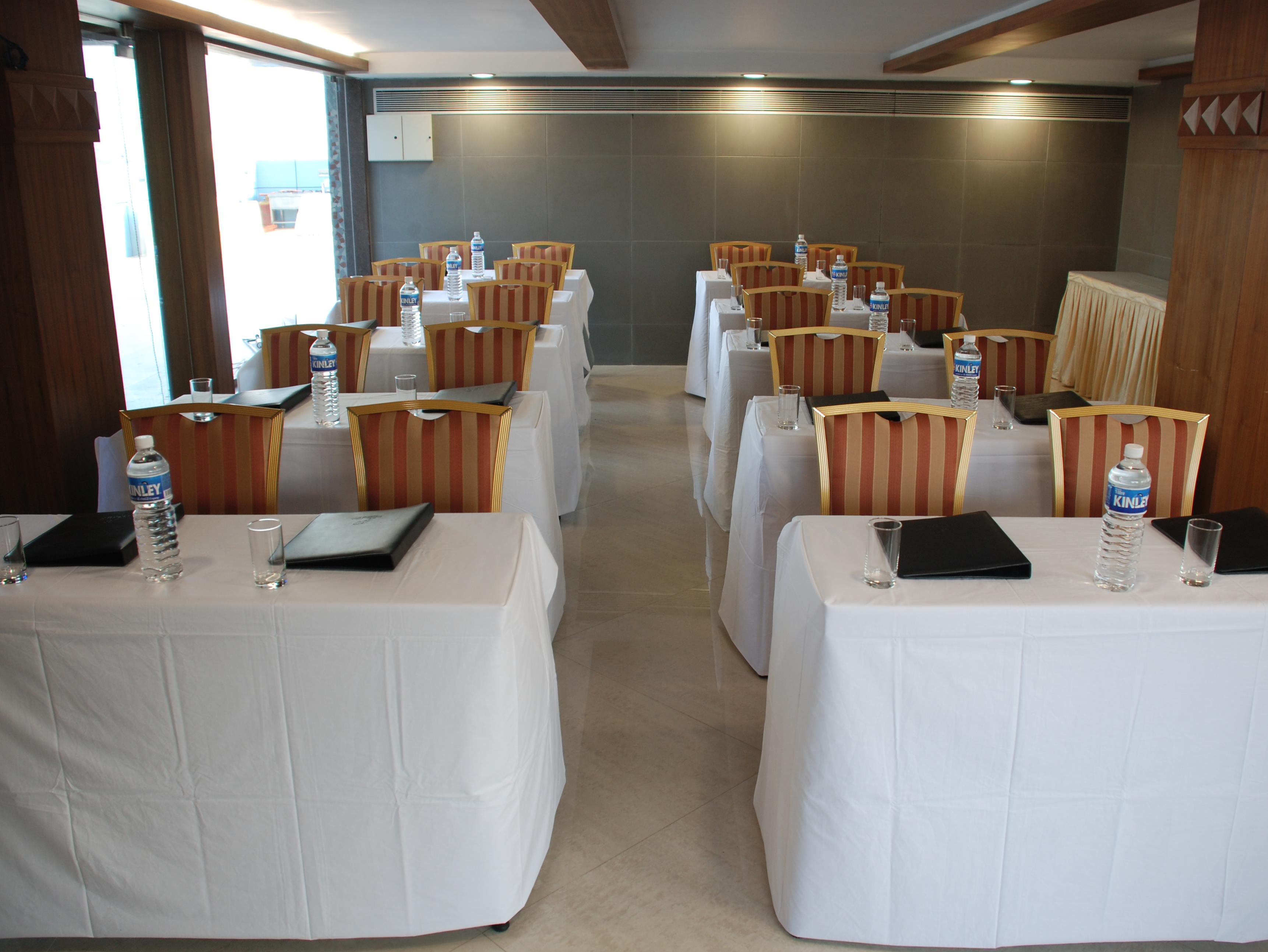 Hotel The Oriental Residency Mumbai Exterior foto
