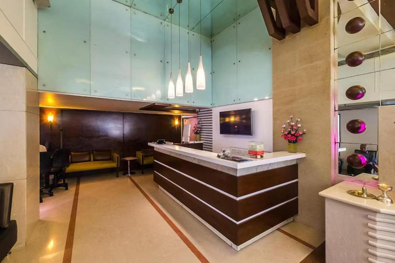 Hotel The Oriental Residency Mumbai Exterior foto