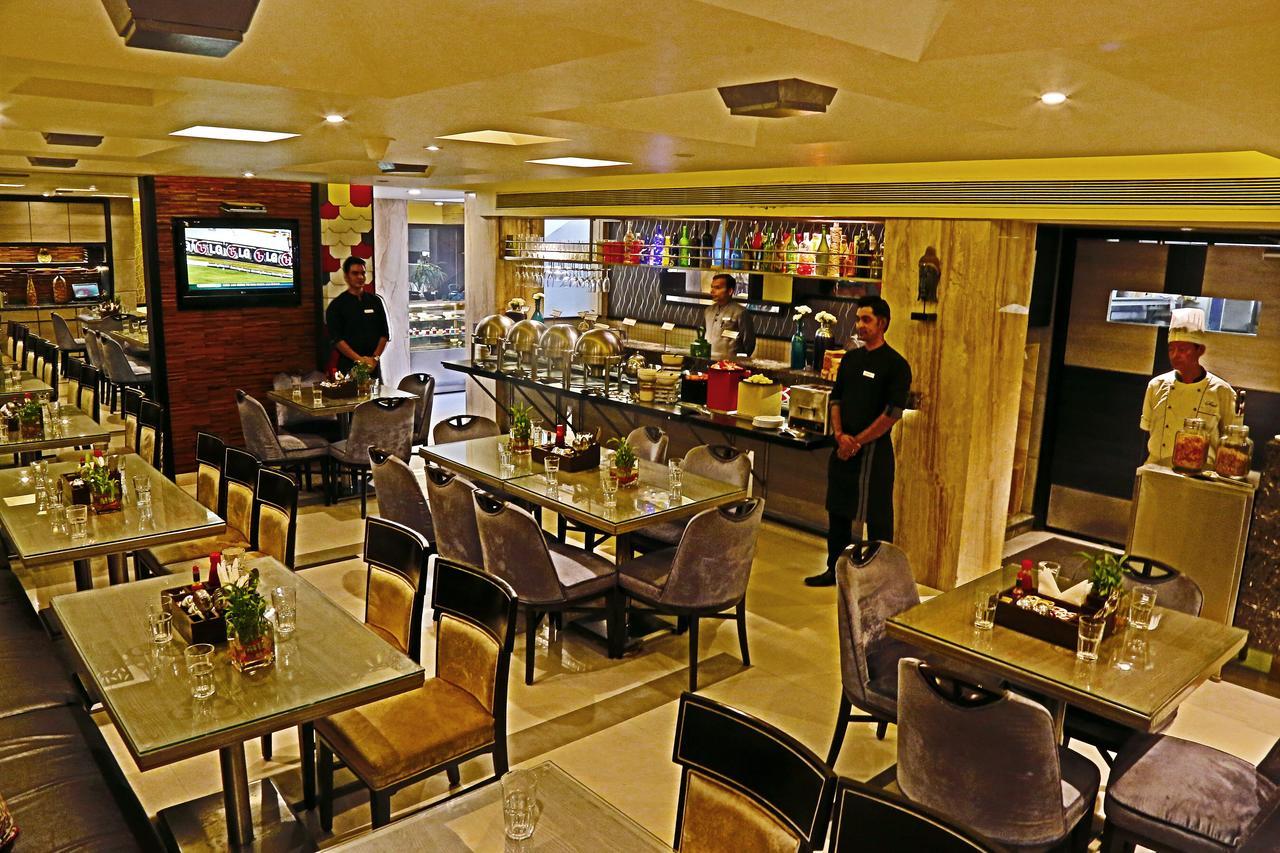 Hotel The Oriental Residency Mumbai Exterior foto